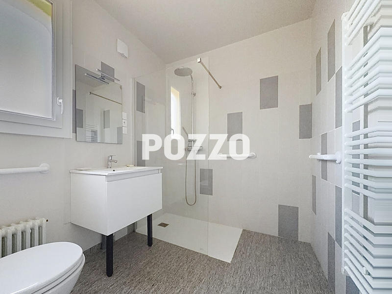 Maison - 96 m² - 5 pièces