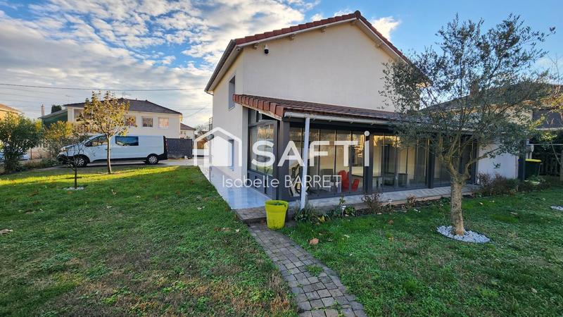 Maison - 110 m² - 5 pièces