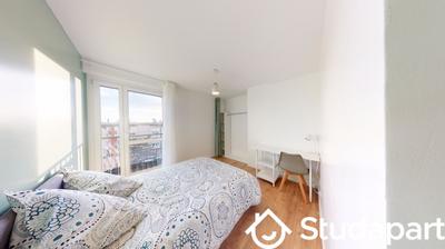 Chambre - 13 m² - 1 pièce