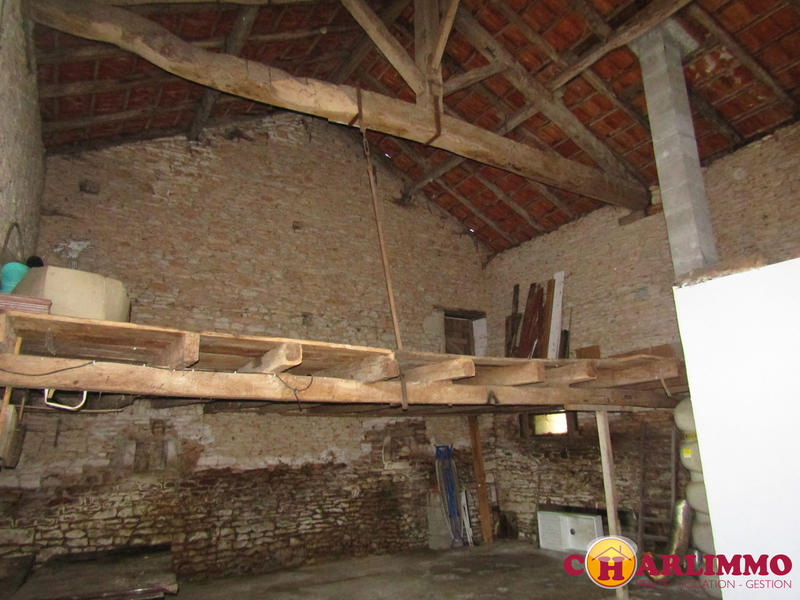 Maison traditionnelle - 83 m² - 3 pièces