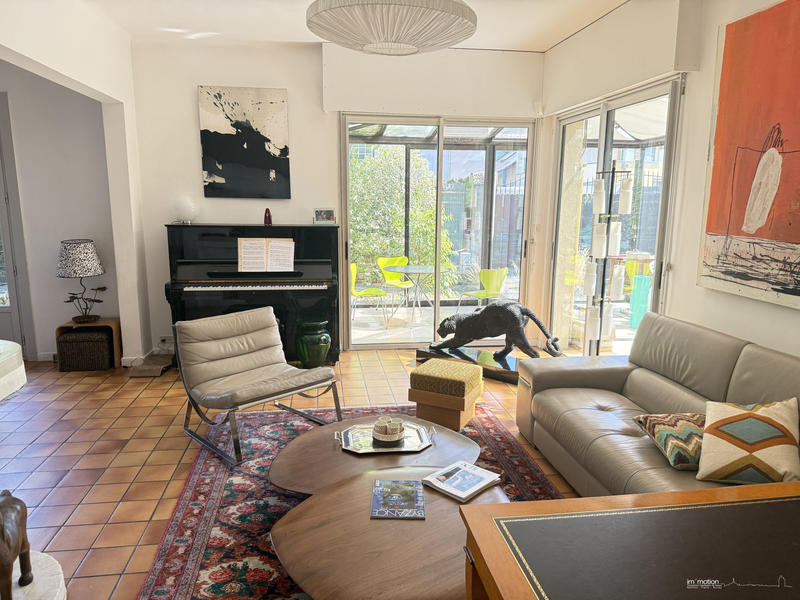 Maison - 151 m² - 6 pièces