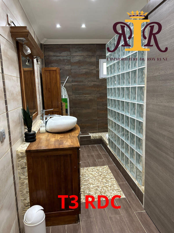 Bastide - 217 m² - 9 pièces