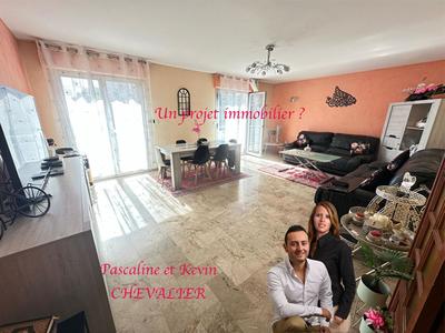 Appartement - 93 m² - 4 pièces