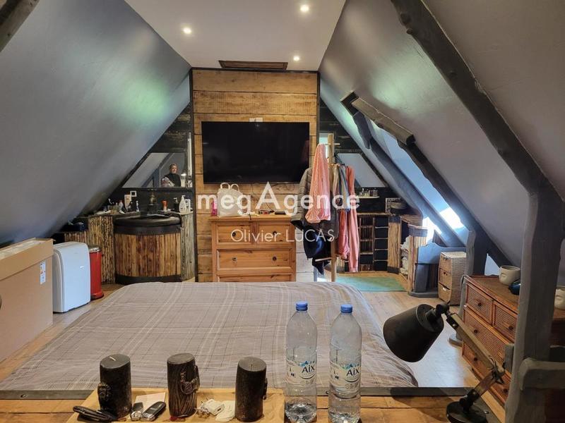 Maison traditionnelle - 155 m² - 5 pièces