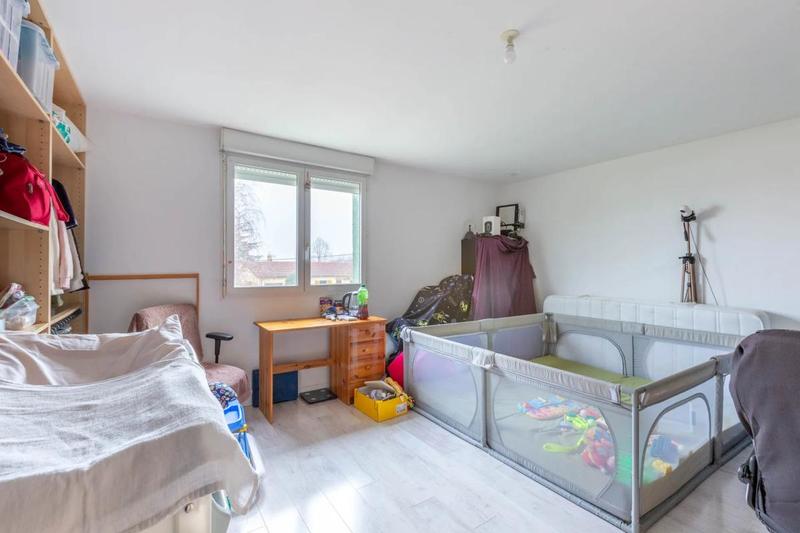 Maison - 235 m² - 6 pièces