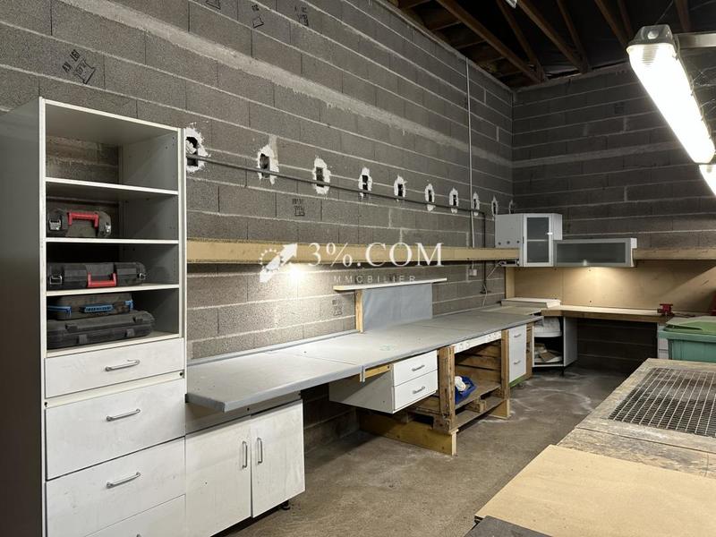 Maison - 639 m² - 12 pièces