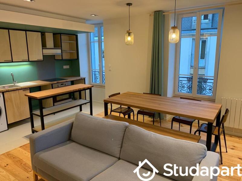 Chambre - 9 m² - 1 pièce