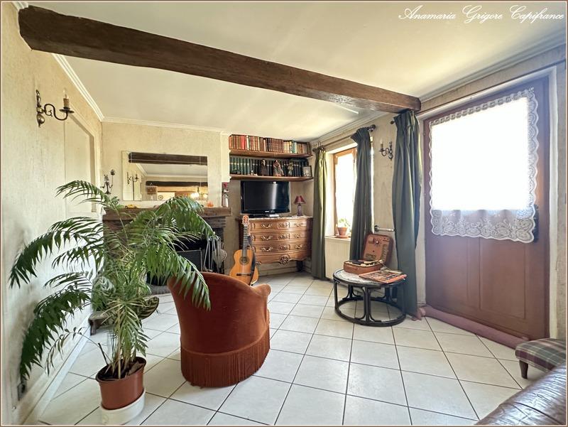 Maison - 92 m² - 5 pièces