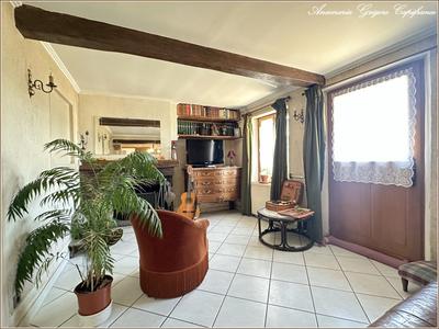 Maison - 92 m² - 5 pièces