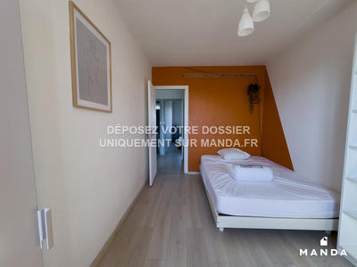 Chambre - 10 m² - 4 pièces