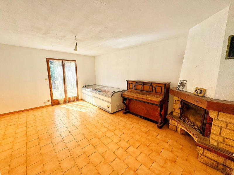 Maison - 167 m² - 8 pièces