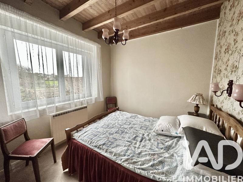 Maison - 200 m² - 9 pièces