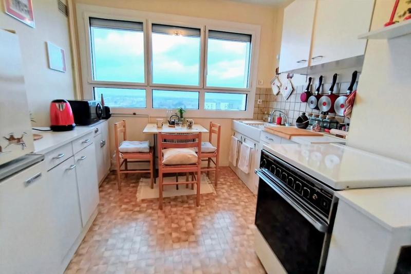 Appartement - 79 m² - 4 pièces