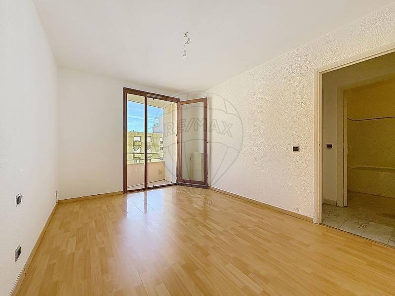 Appartement - 80 m² - 3 pièces