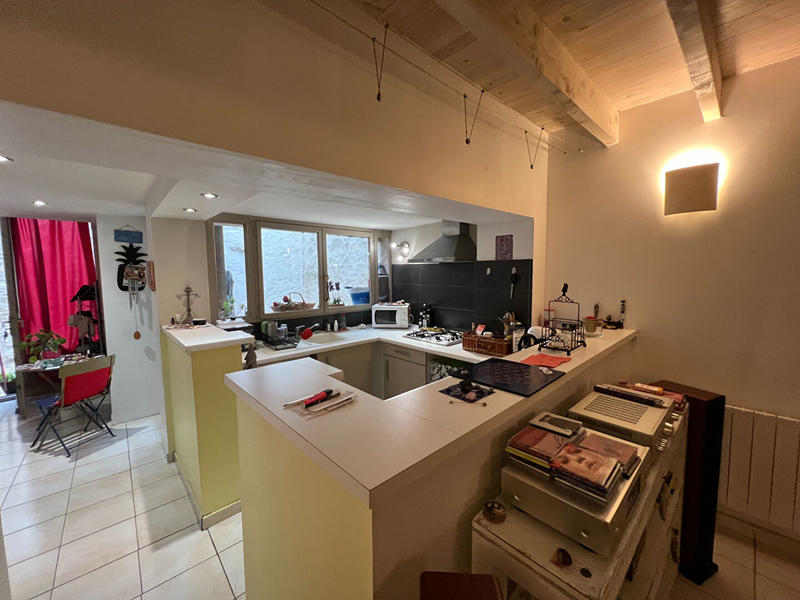 Maison - 230 m² - 9 pièces