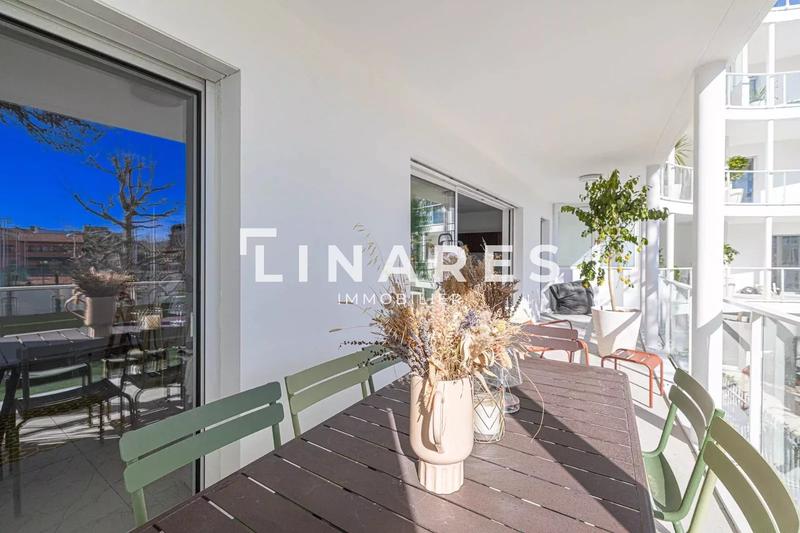 Appartement - 104 m² - 4 pièces