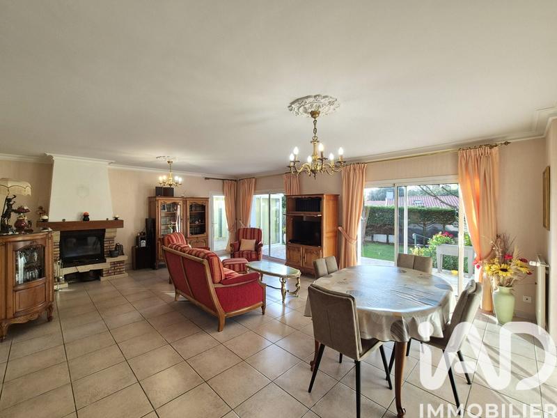 Maison - 155 m² - 6 pièces