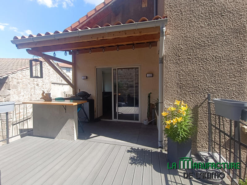 Maison - 177 m² - 6 pièces