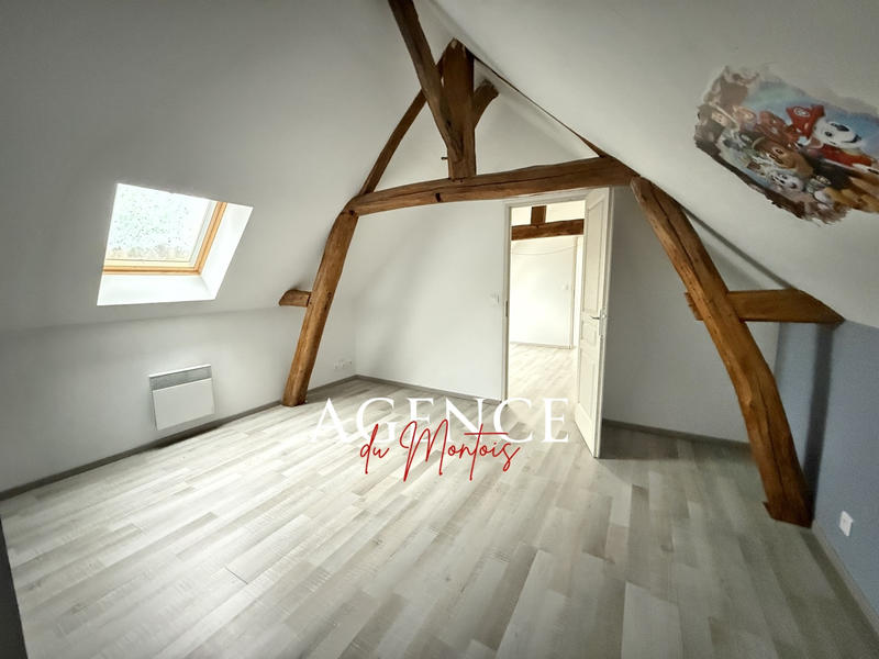Maison - 91 m² - 5 pièces