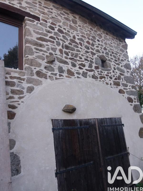 Maison de village - 80 m² - 5 pièces