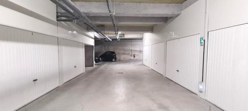 Parking - 12 m²