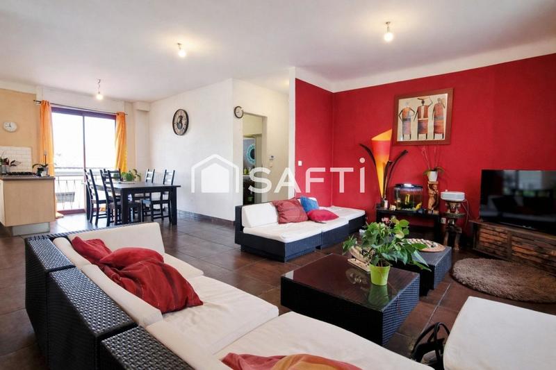 Maison - 177 m² - 8 pièces