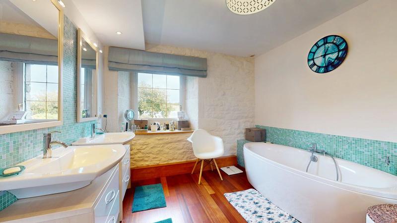 Château - 558 m² - 20 pièces