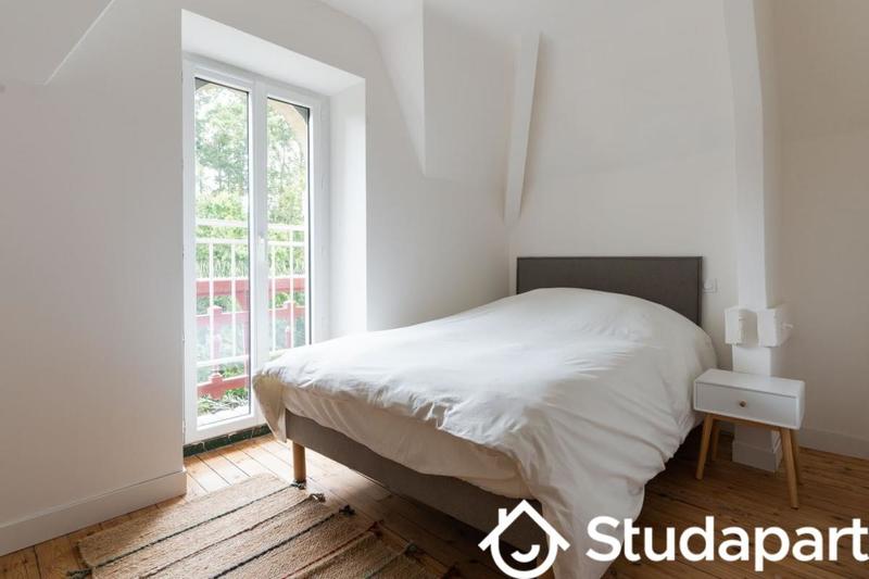 Chambre - 24 m² - 1 pièce