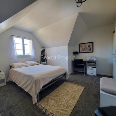 Maison - 140 m² - 6 pièces