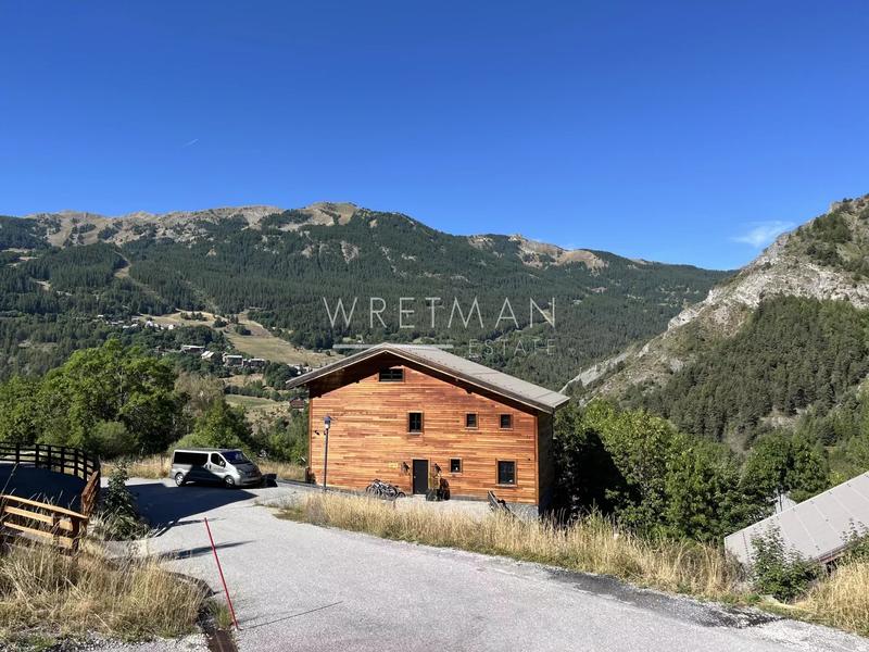 Châlet - 190 m² - 7 pièces