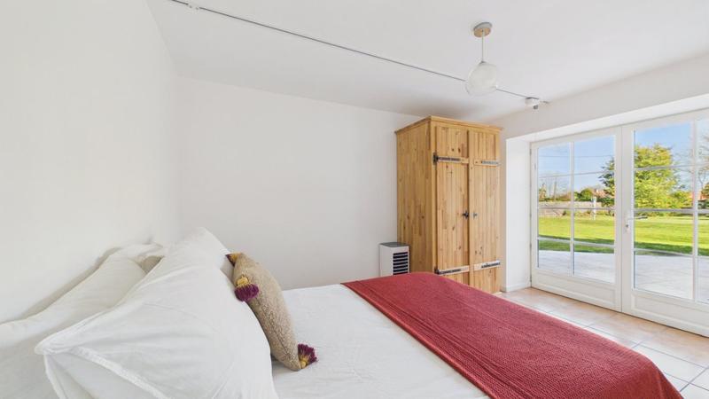 Maison en pierre - 370 m² - 11 pièces