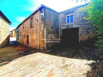 Maison - 239 m² - 11 pièces