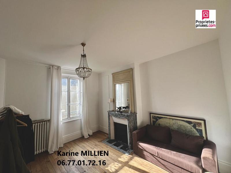 Maison - 200 m² - 8 pièces