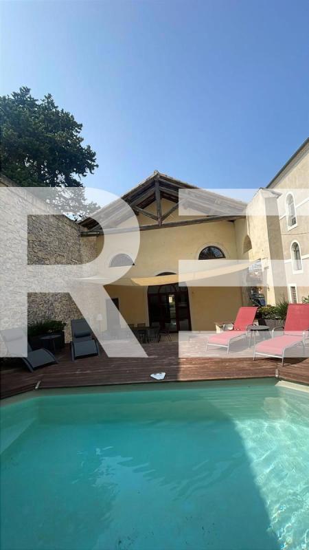 Maison - 166 m² - 6 pièces