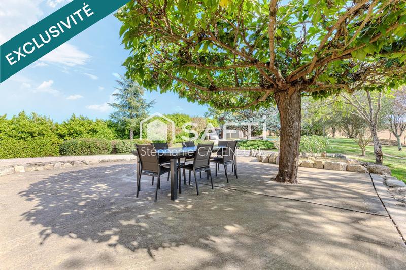 Maison - 440 m² - 11 pièces