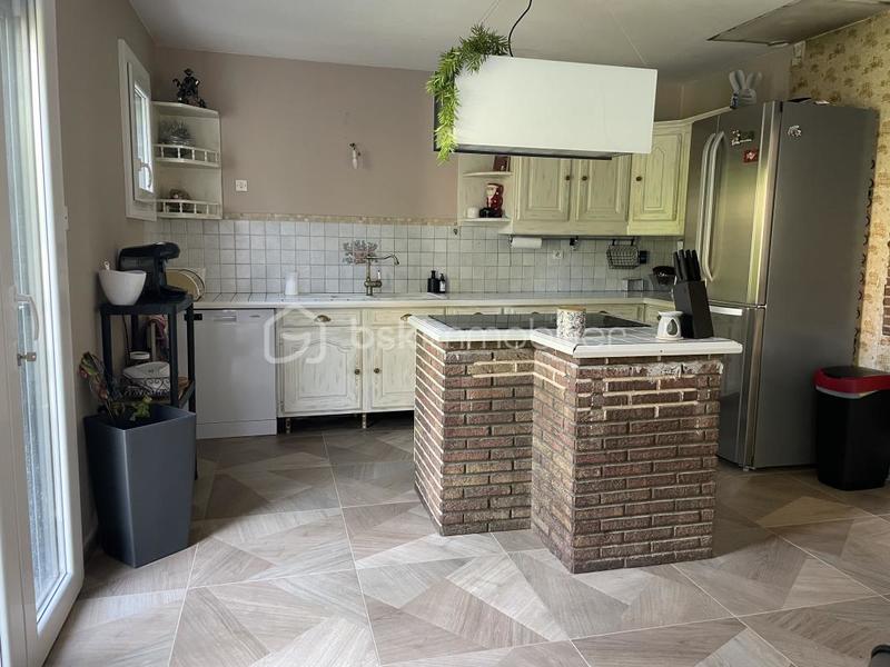 Maison - 143 m² - 6 pièces