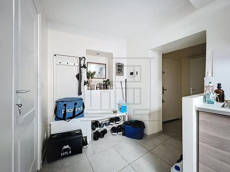 Appartement - 77 m² - 3 pièces