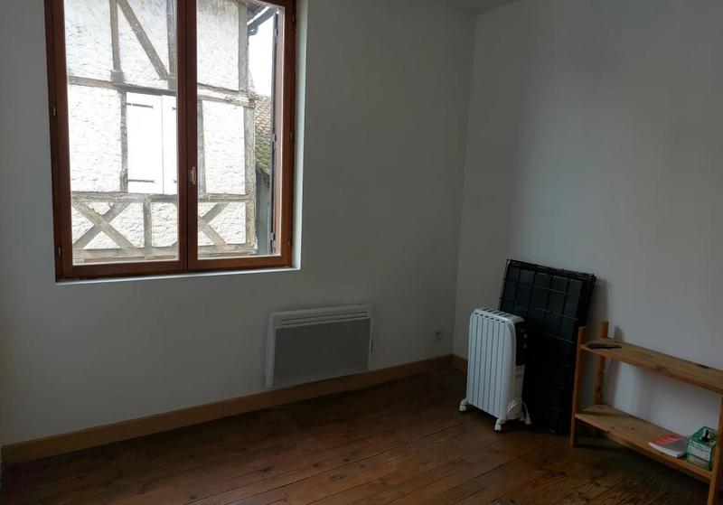 Maison en pierre - 94 m² - 4 pièces