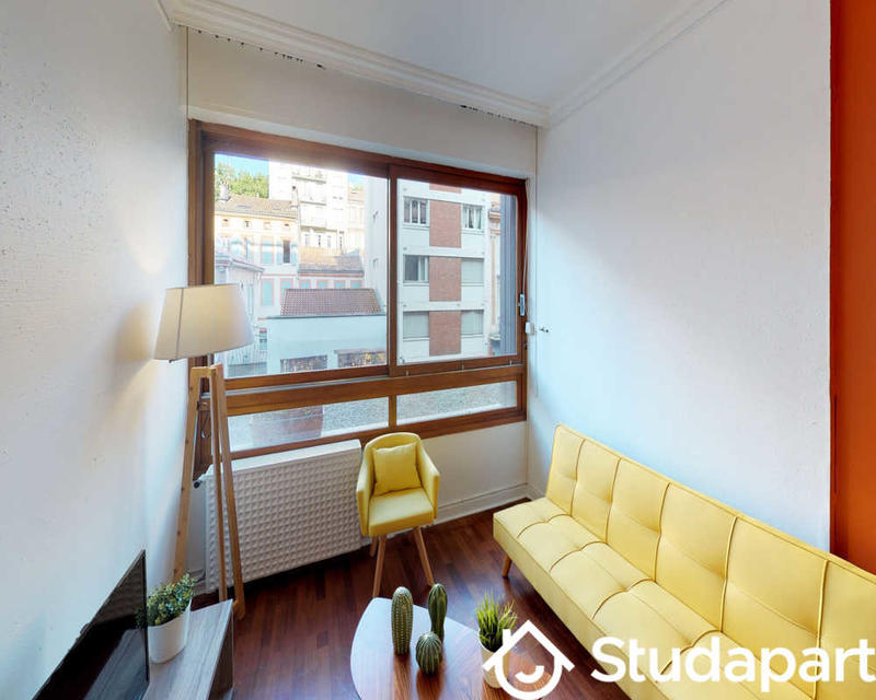 Chambre - 120 m² - 1 pièce