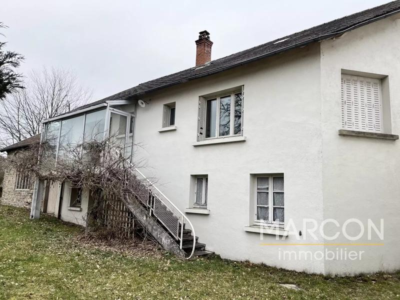 Maison - 265 m² - 10 pièces