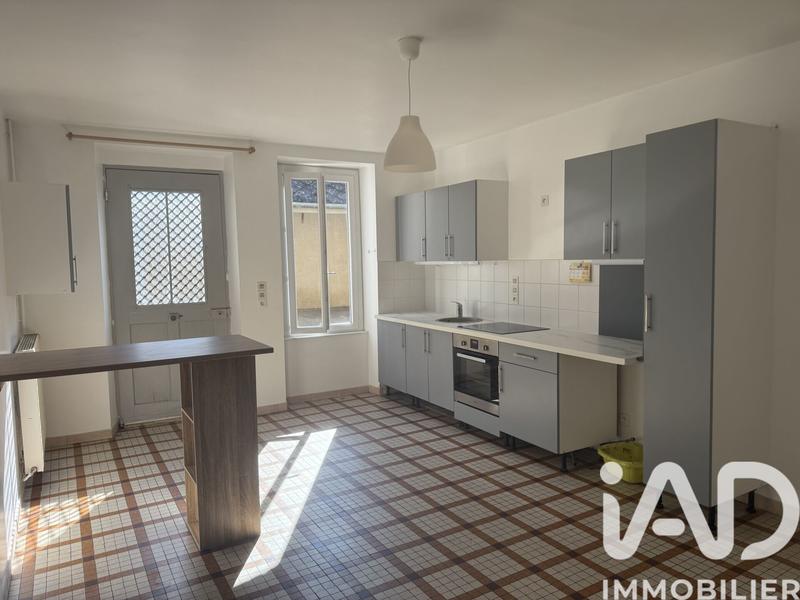 Maison de village - 80 m² - 4 pièces