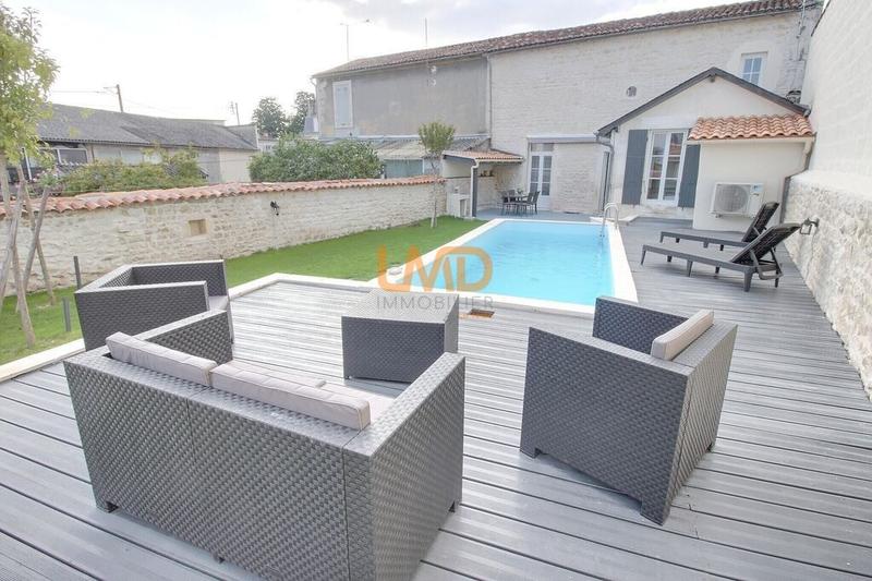 Maison en pierre - 102 m² - 5 pièces