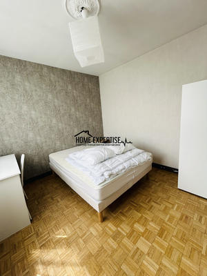 Appartement - 94 m² - 5 pièces