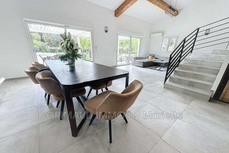 Villa - 160 m² - 6 pièces