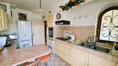 Maison - 148 m² - 7 pièces