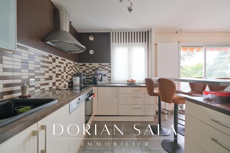 Appartement - 81 m² - 4 pièces