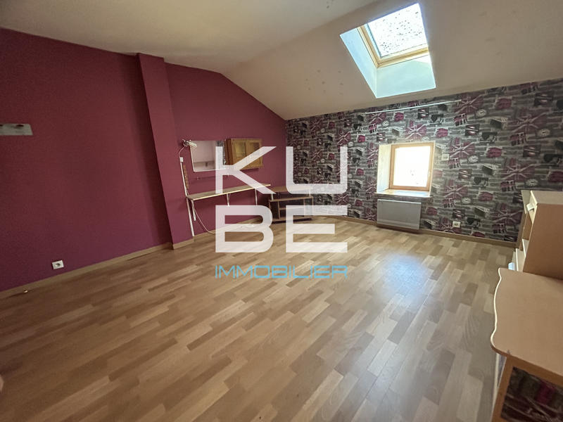 Maison - 193 m² - 6 pièces