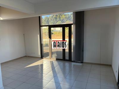 Local commercial - 61 m²