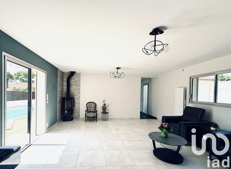 Maison - 189 m² - 8 pièces