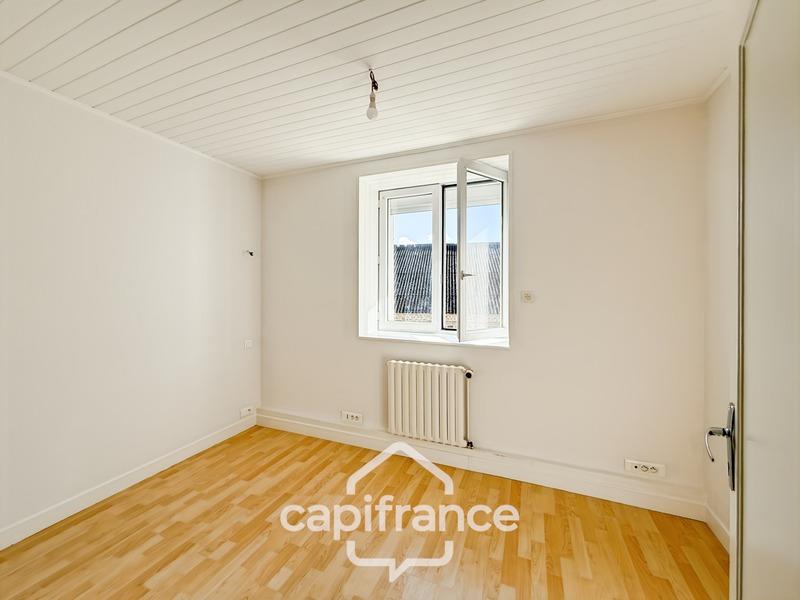 Maison - 193 m² - 9 pièces